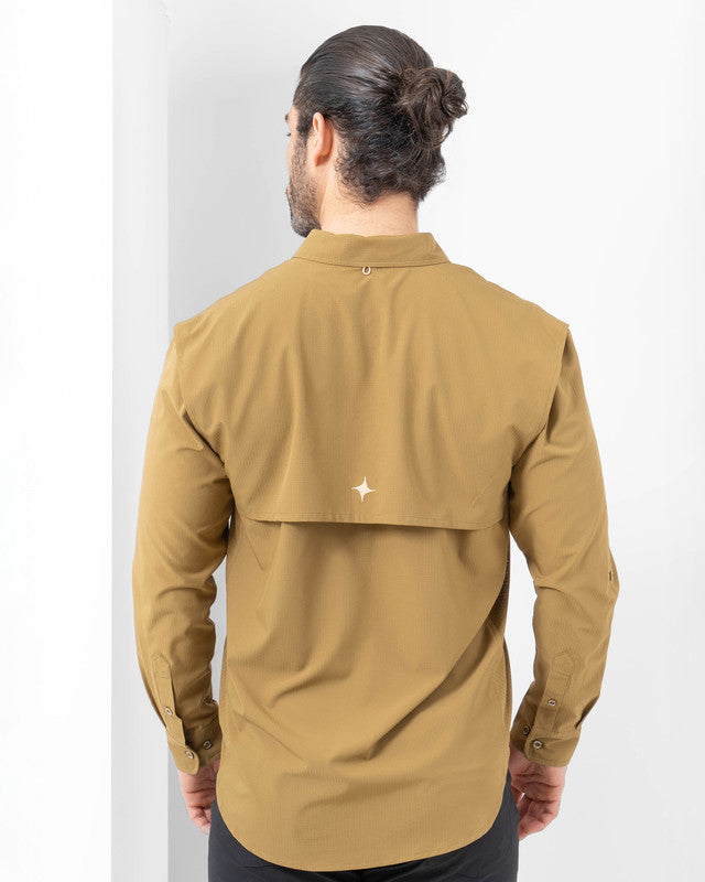 Camisa MAJA® Outdoor Signature, Brown, vista posterior, fit Relajado, Poliéster, con Tela antidesgarro, ideal para oficina