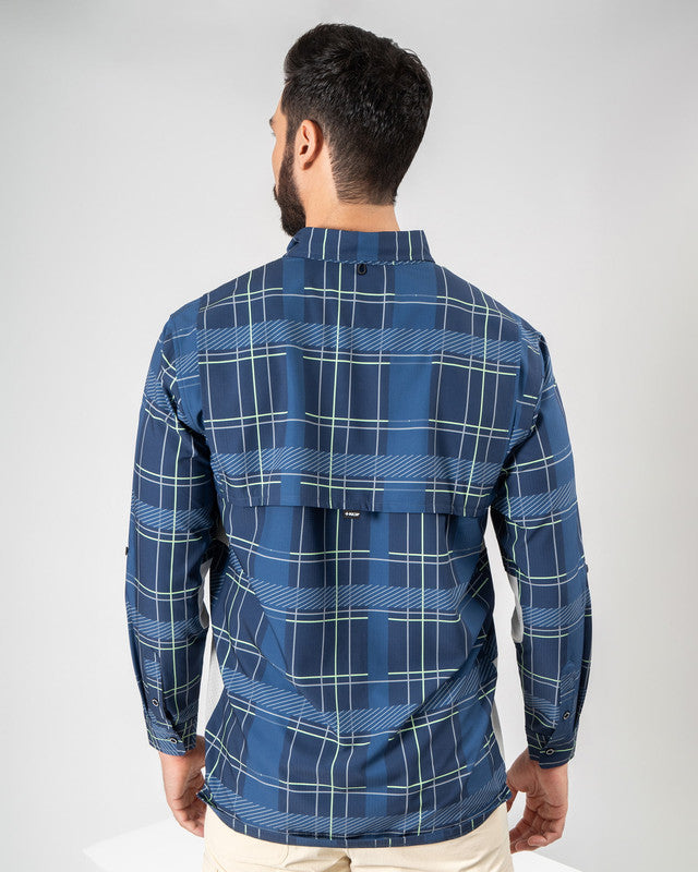 Camisa Outdoor Equipo MAJA®, Azul cuadros, vista posterior, fit Relajado, Poliéster, con Tela antidesgarro, ideal para oficina