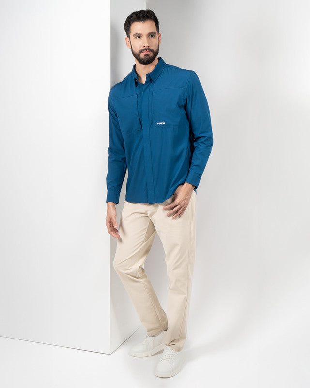 Camisa Pacífica, Azul marino, detalle, fit Relajado, Poliéster, con Tela estiramiento 4 vías, ideal para oficina