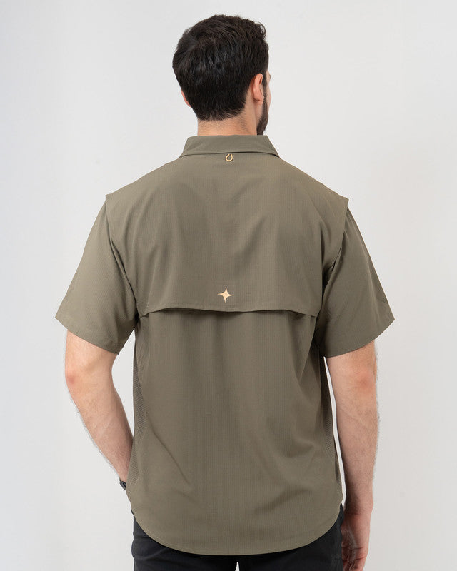 Camisa MAJA® Outdoor Signature, Verde, vista posterior, fit Relajado, Poliéster, con Tela antidesgarro, ideal para oficina