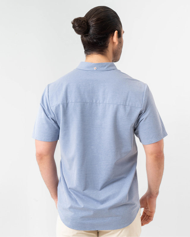 Camisa MAJA® Oxford, Azul cielo, vista posterior, fit Slim, Poliéster, con Tela estiramiento 4 vías, ideal para oficina