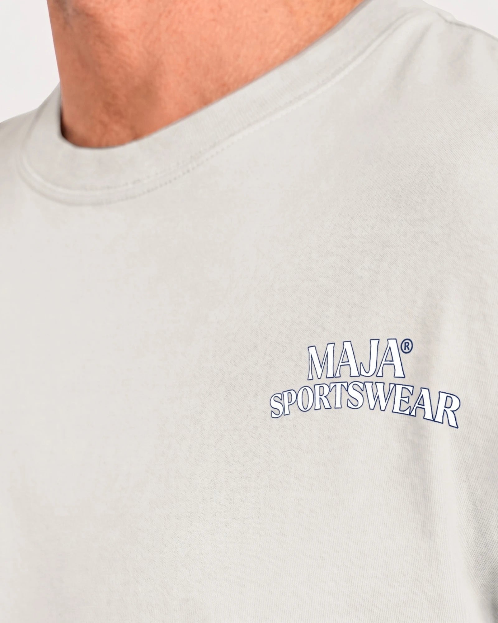 Playera Gráfica MAJA® Aventura