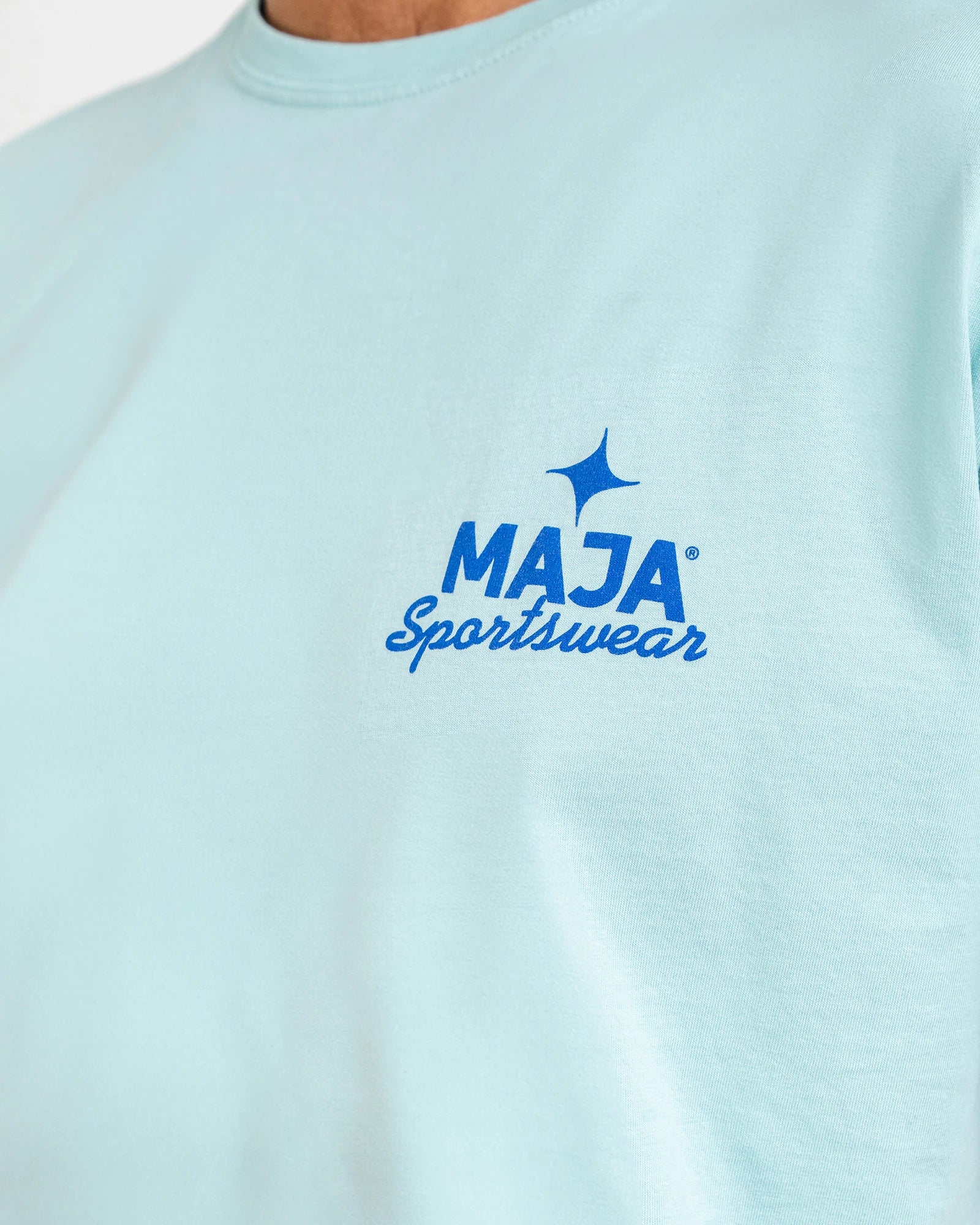 Playera Gráfica MAJA® Aventura