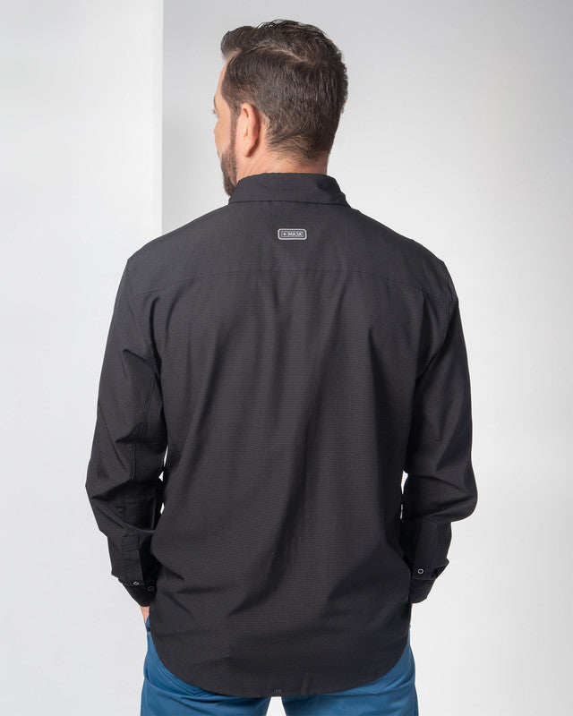 Camisa Pescadero, Negro, vista posterior, fit Relajado, Poliéster, con Tela estiramiento 4 vías, ideal para oficina