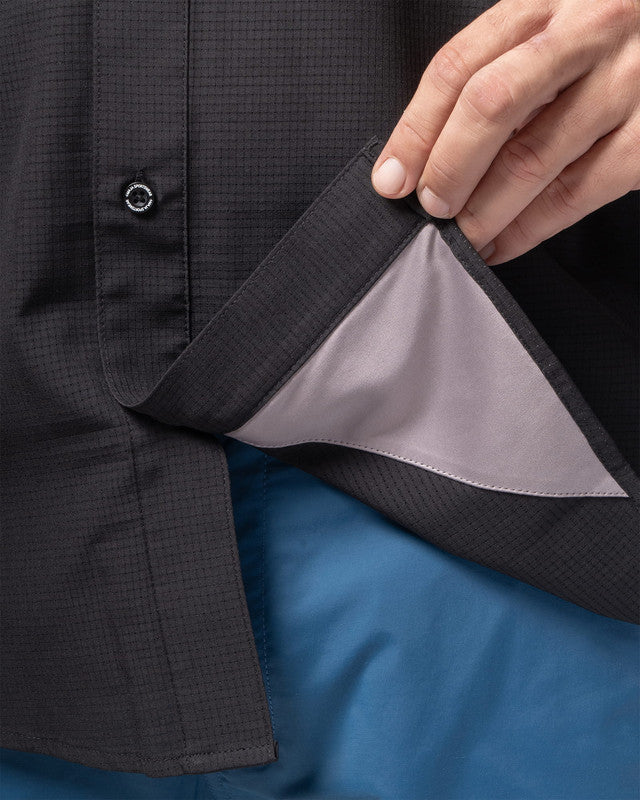 Camisa Pescadero, Negro, detalle, fit Relajado, Poliéster, con Tela estiramiento 4 vías, ideal para oficina