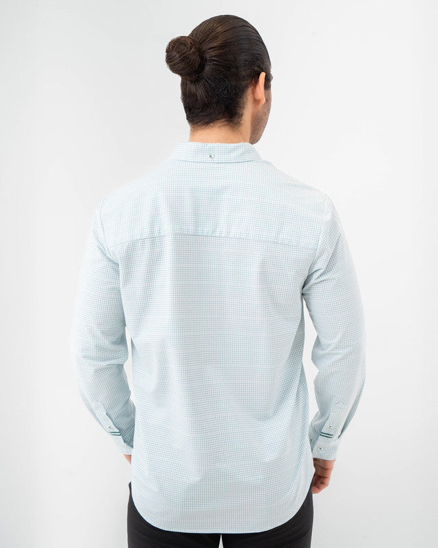 Camisa Oxford MAJA®, Blanco cuadros, vista posterior, fit Slim, Poliéster, con Tela estiramiento 4 vías, ideal para oficina