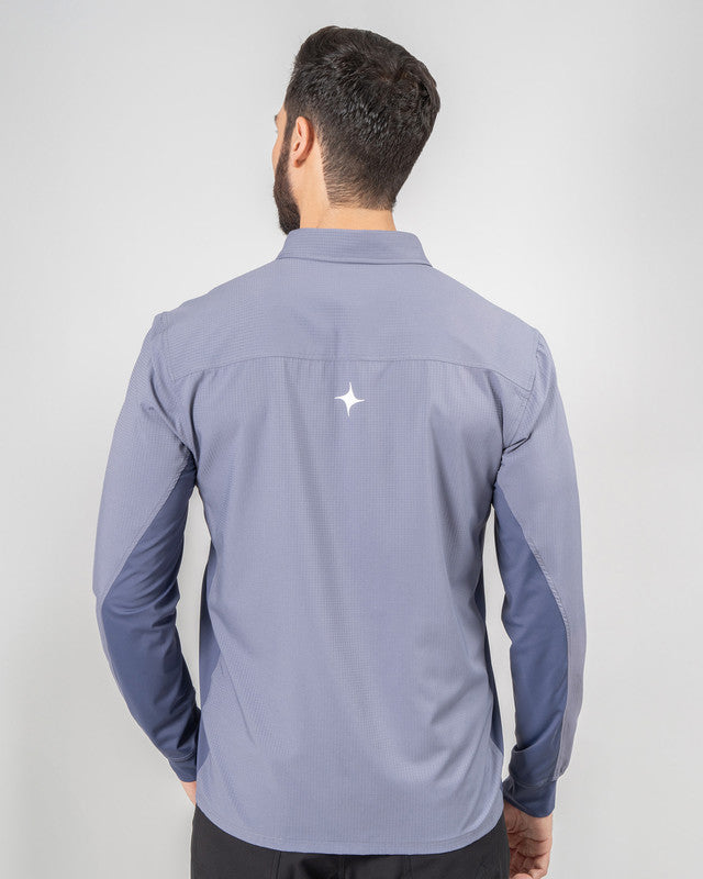 Camisa Outdoor Navío, Gris, vista posterior, fit Relajado, Poliéster, con Lavar a máquina con ciclo delicado de agua fría, ideal para oficina