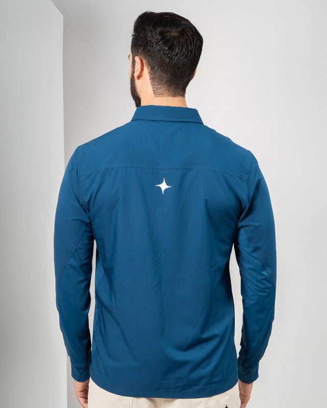 Camisa Outdoor Navío, Azul marino, vista posterior, fit Relajado, Poliéster, con Lavar a máquina con ciclo delicado de agua fría, ideal para oficina