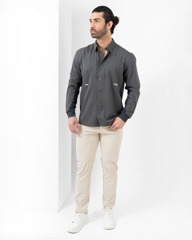 Camisa Outdoor Navío, Gris ceniza, detalle, fit Relajado, Poliéster, con Lavar a máquina con ciclo delicado de agua fría, ideal para oficina