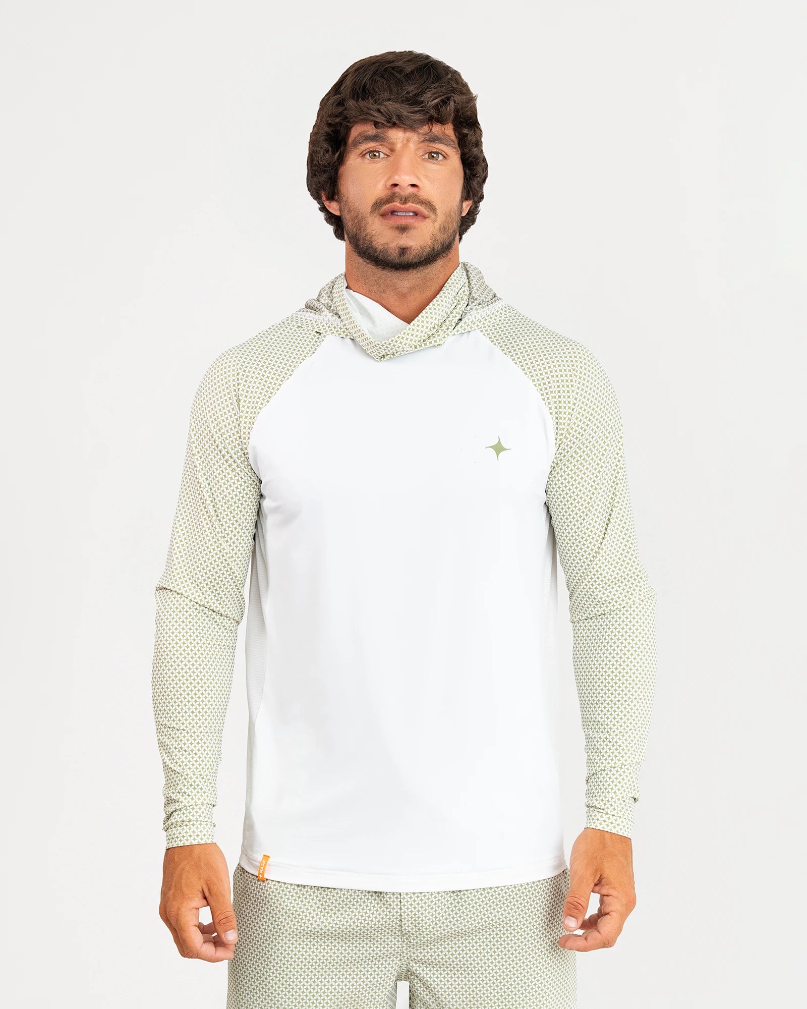 Playera Performance con Gorro MAJA® Costa