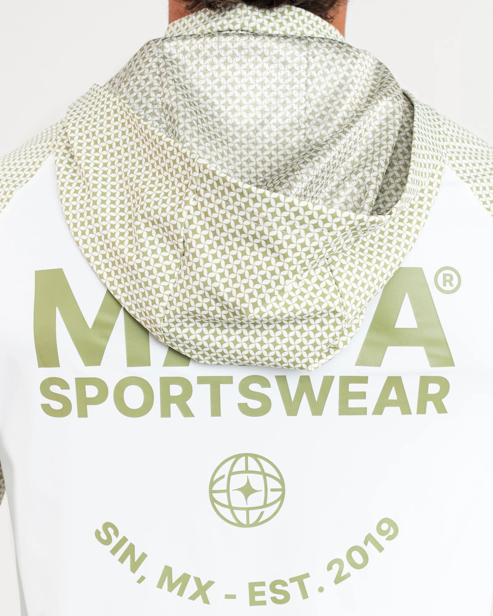 Playera Performance con Gorro MAJA® Costa