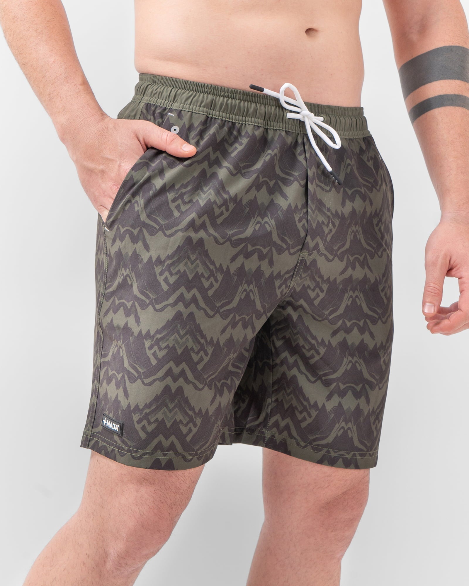 Short de Baño MAJA®, Patrón contoy verde, vista frontal, fit Relajado, Poliéster, con Tela estiramiento 4 vías, uso versátil
