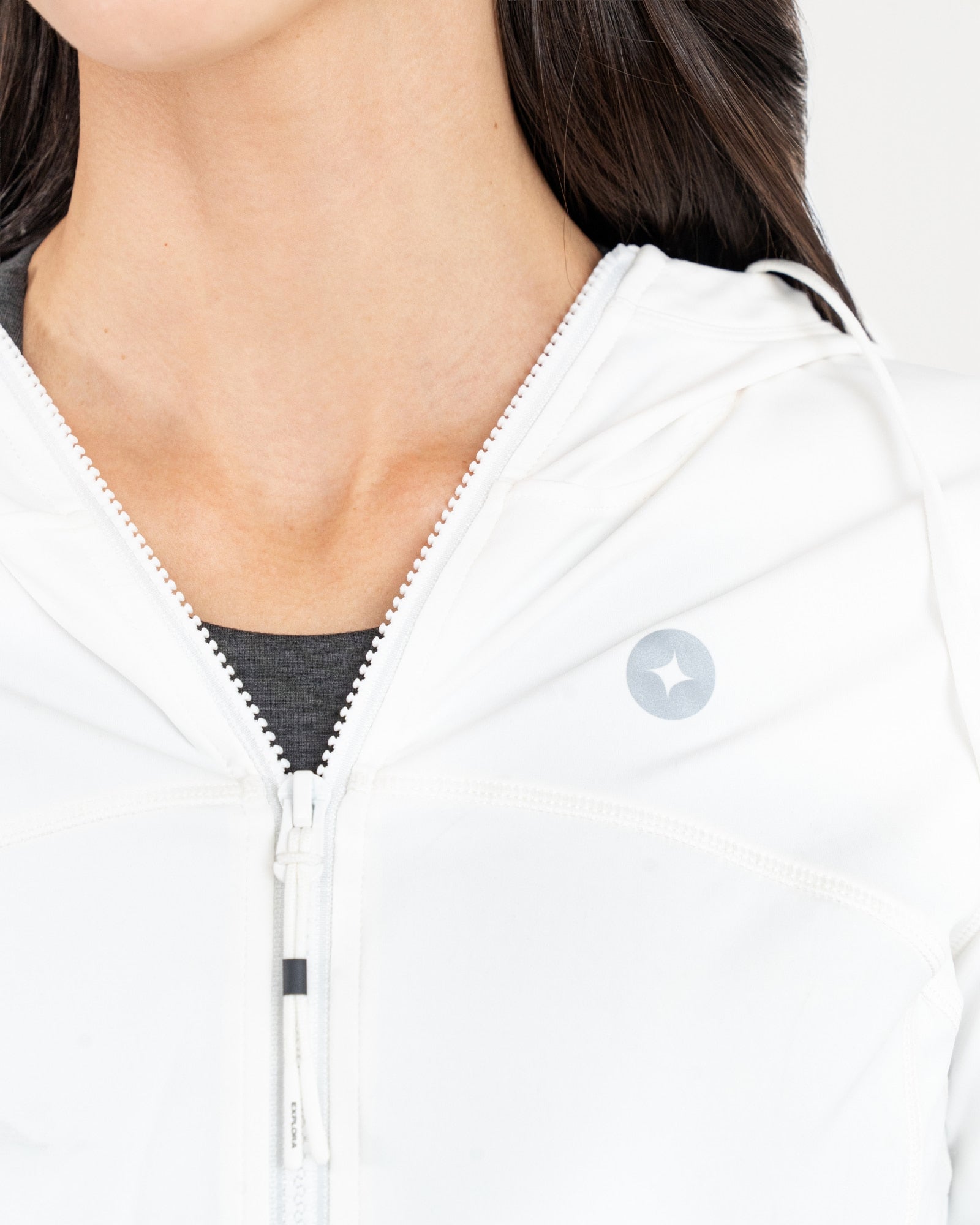 Hoodie Emblema MAJA®
