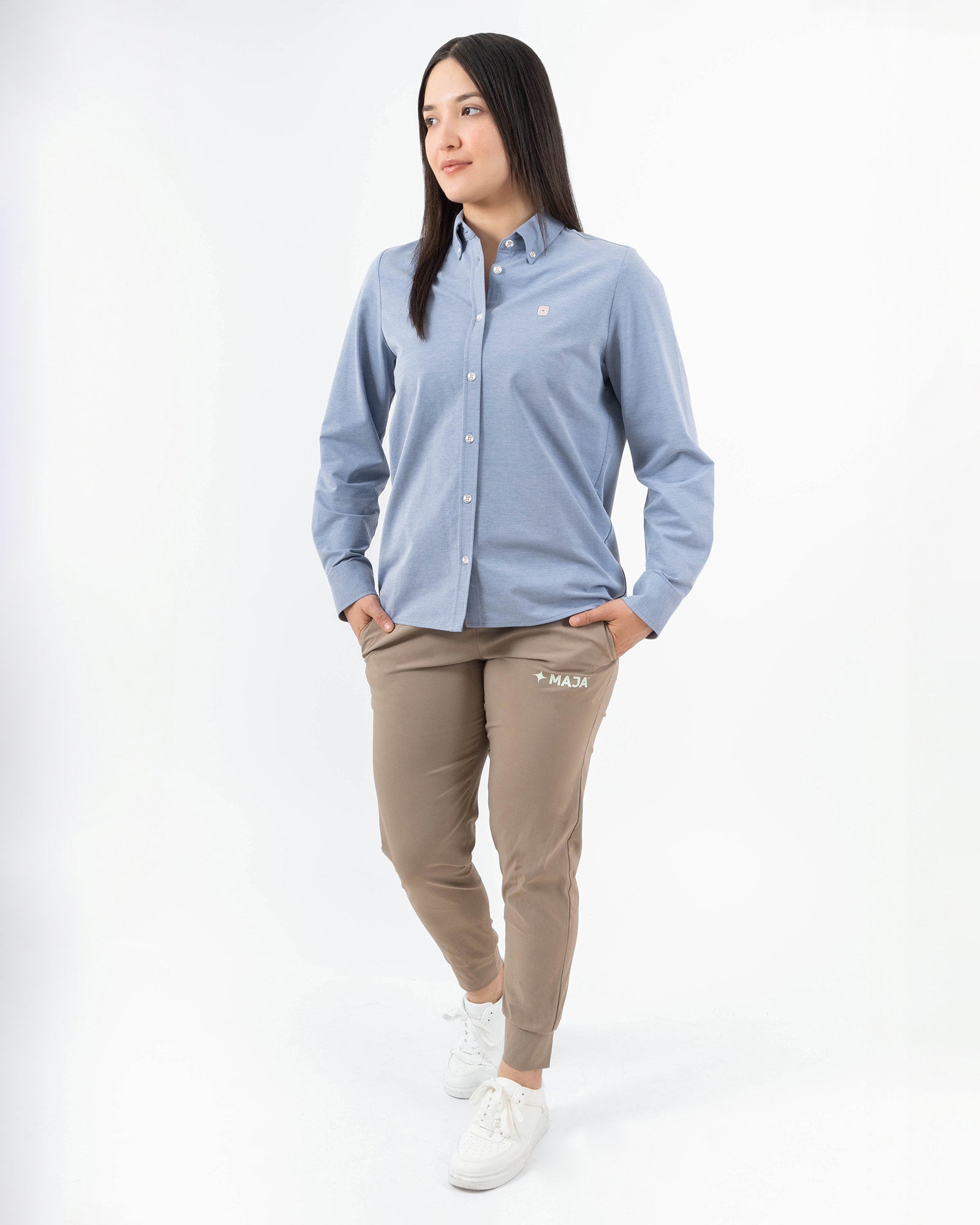 Camisa MAJA® Oxford, Azul cielo, detalle, fit Regular, Poliéster, con Tela antiarrugas, ideal para oficina